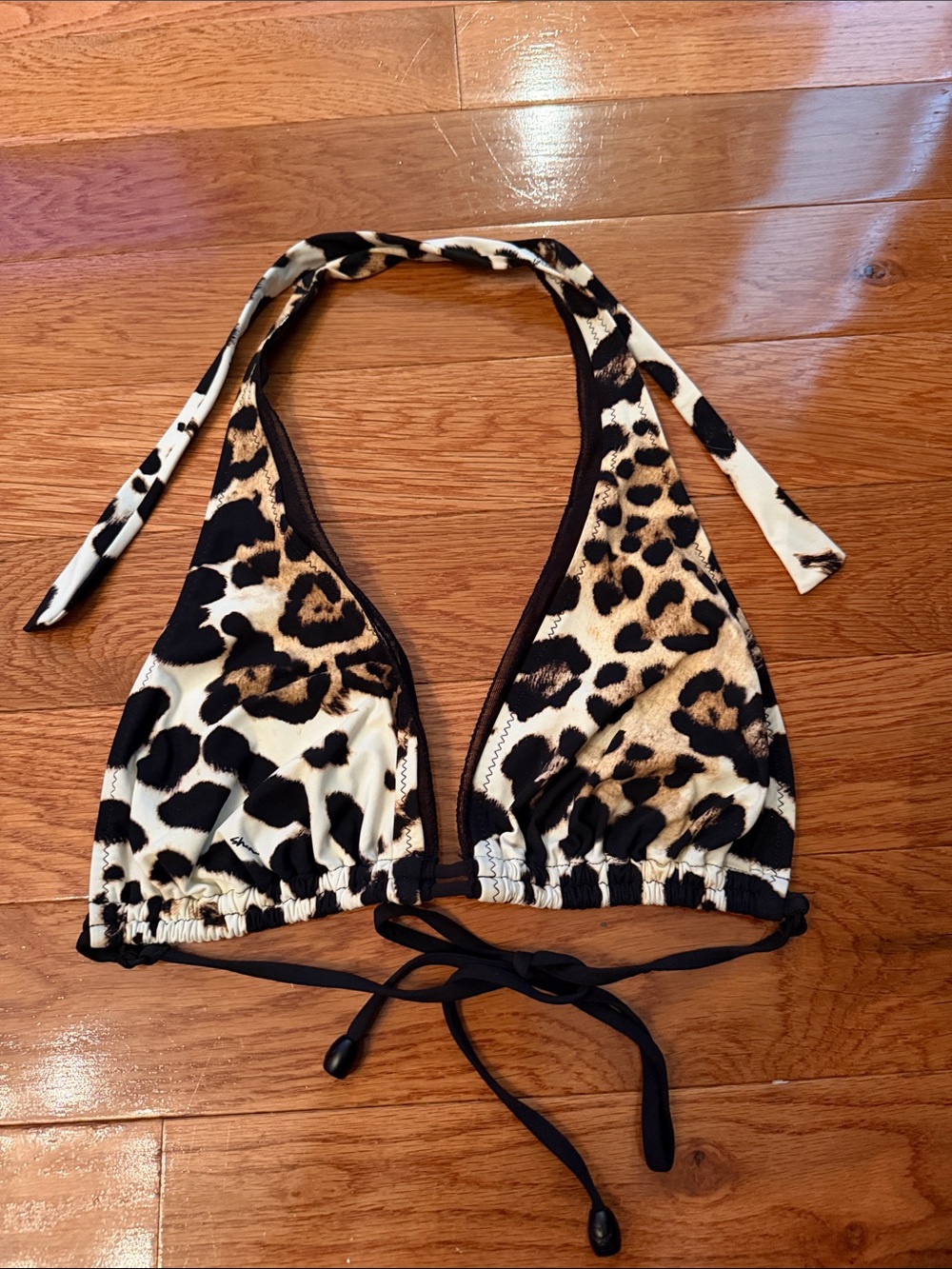 Shan leopard bikini top